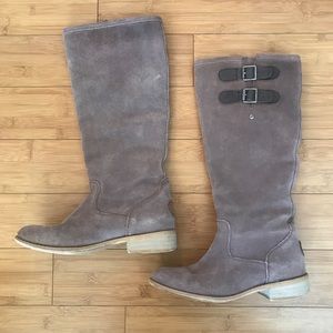 Size 7 Emu Boots